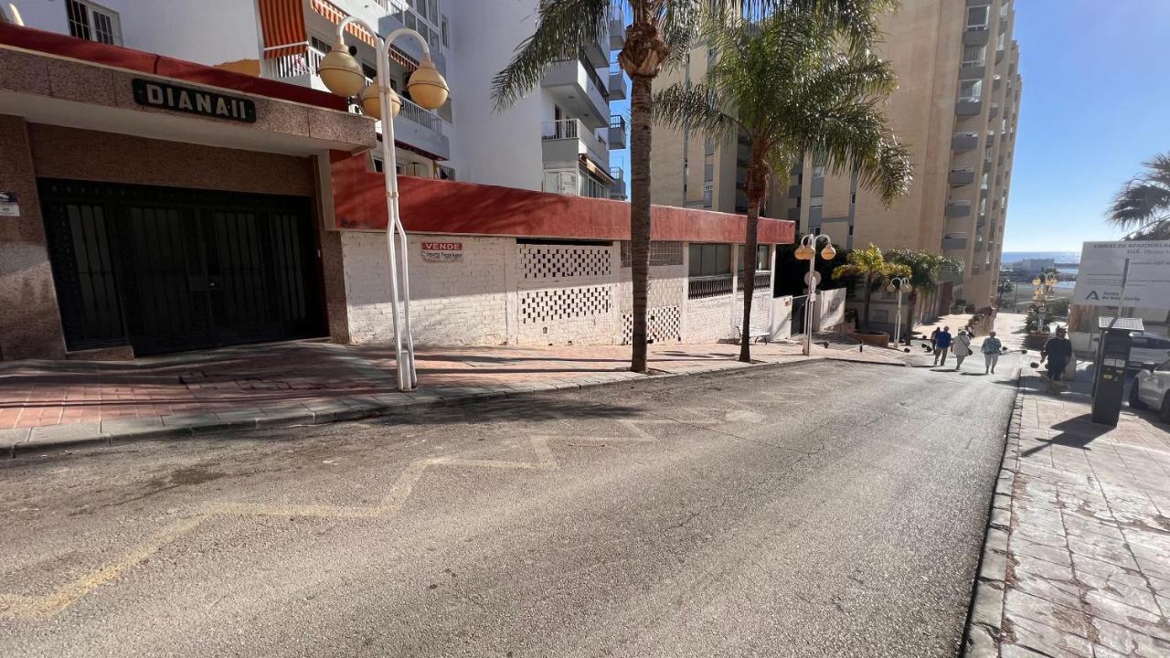 ベナルマデナ7º Cielo 1ª Linea De Playa. Puerto Marina. Wifiアパートメント エクステリア 写真