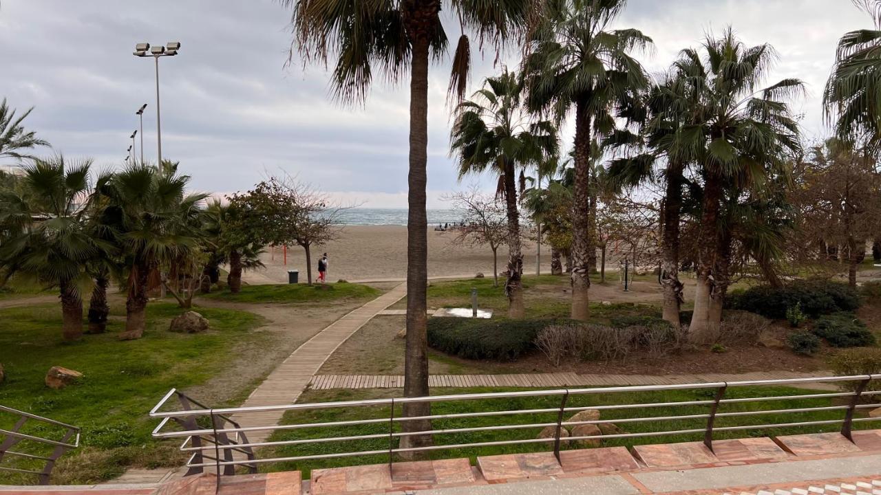 ベナルマデナ7º Cielo 1ª Linea De Playa. Puerto Marina. Wifiアパートメント エクステリア 写真